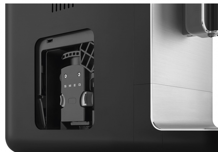 Автоматическая кофемашина SMEG BCC11BLMEU в магазине «На диване» в Москве  — Выгодная цена