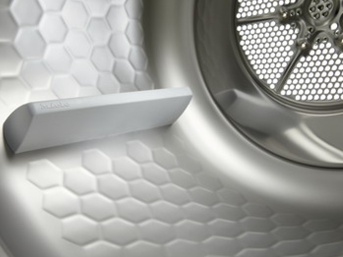 Сушильная машина Miele TWR780WP White Edition в магазине «На диване» в Москве  — Выгодная цена